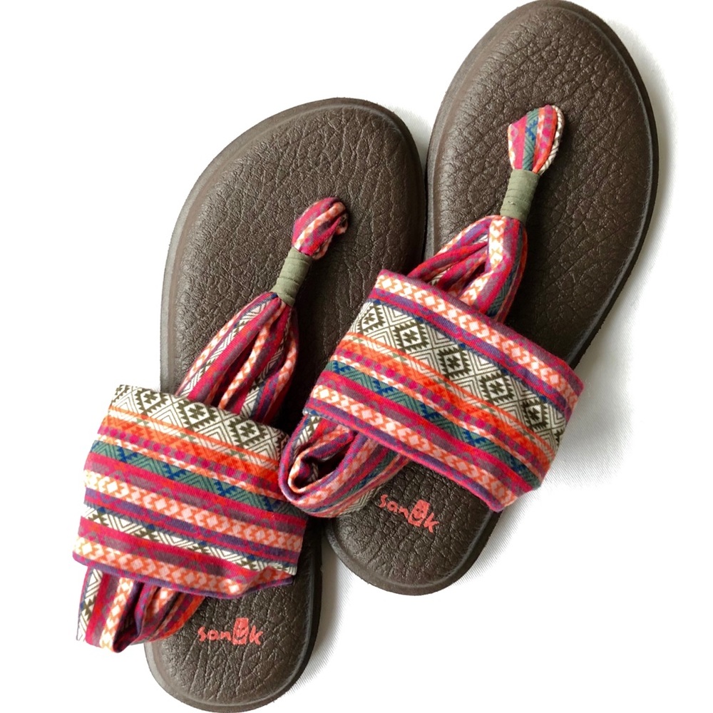 Sanuk Tribal Print Sling Style Yoga Mat Sandal